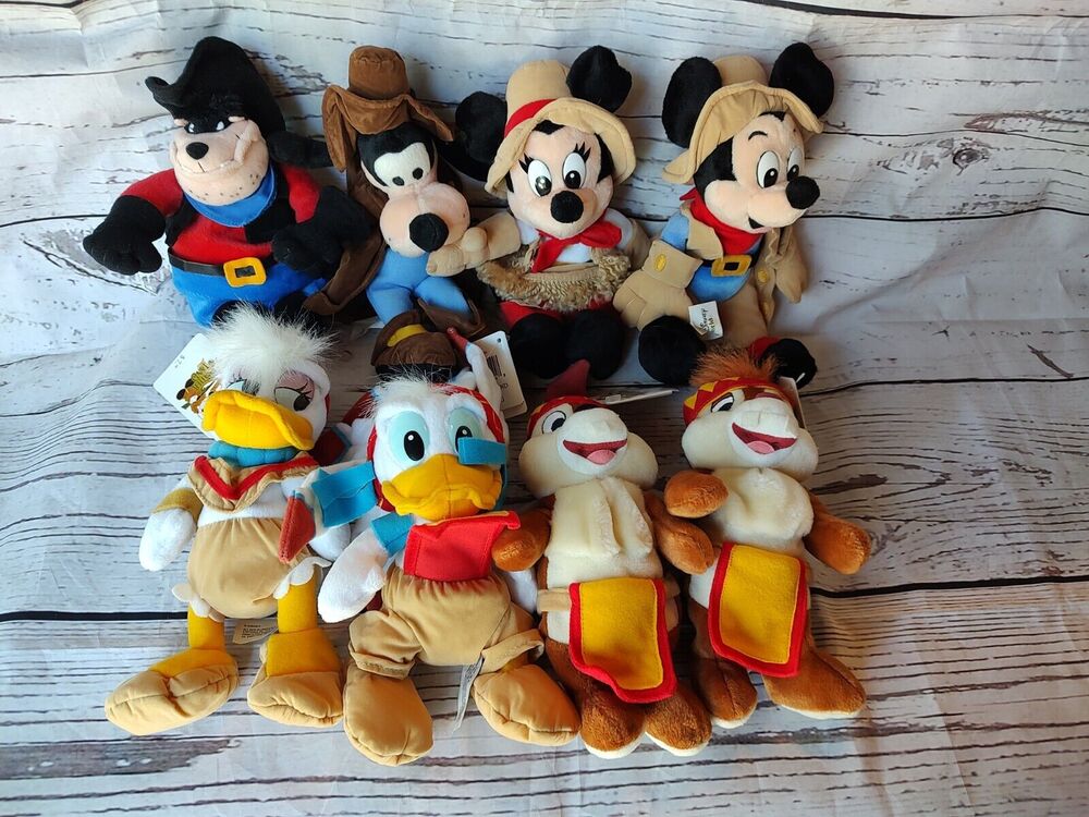 Disney World Frontierland Cowboys Indians Mickey Donald Minnie Chip Dale Lot 8